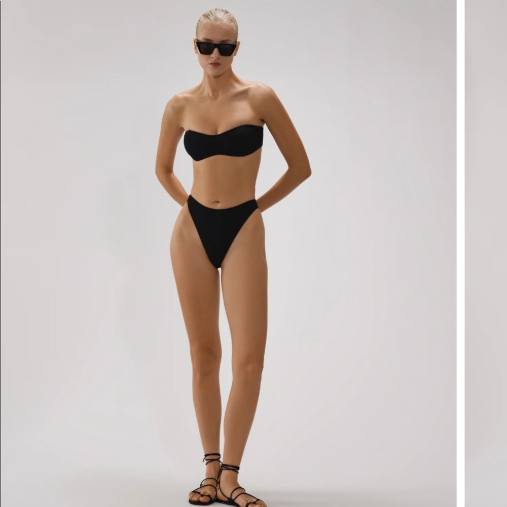 ROMY 90'S HIGH CUT BOTTOM IN CRINKLE